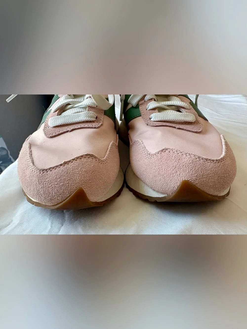 New Balance 237 Sneakers Pink Green Retro Runner Shoes Women’s 7 Y2K EUC - Picture 3 of 14